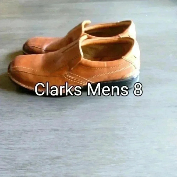 Clarks - Picture 1 of 5